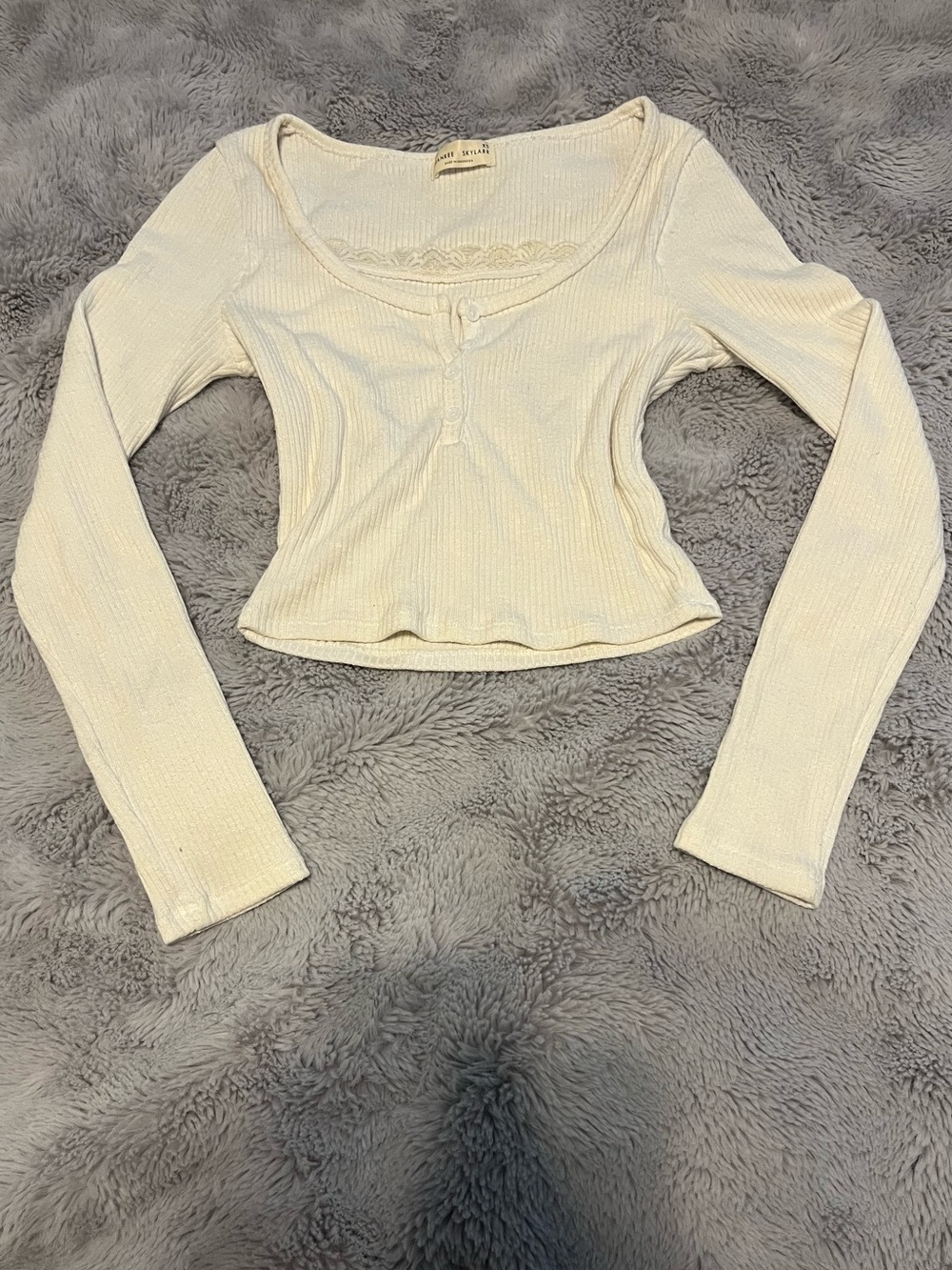Women's Cream Ribbed Long-Sleeve Scoop Lace Neck Top